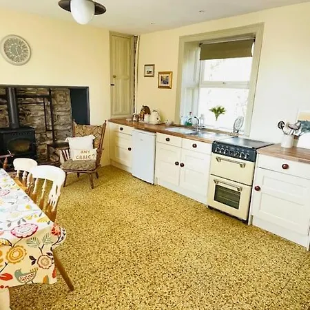 Idyllic Family In Beautiful West Cork Holiday home *