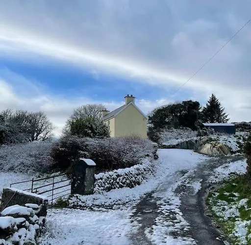 Idyllic Family In Beautiful West Cork * Скибберин