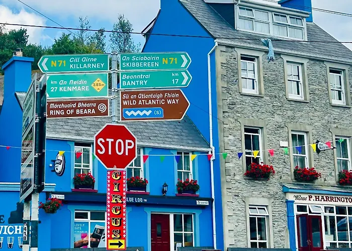 Idyllic Family In Beautiful West Cork Holiday home *